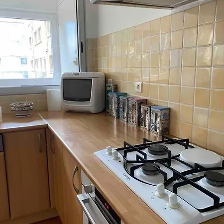 Apartment F3 A Deux Pas De La De Trottel